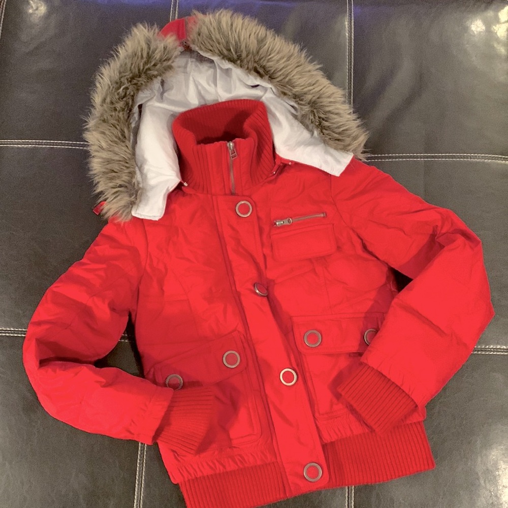 Gorgeous Red Winter Coat w/ Detachable Hood